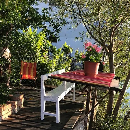 Pensionat Rosas Lini