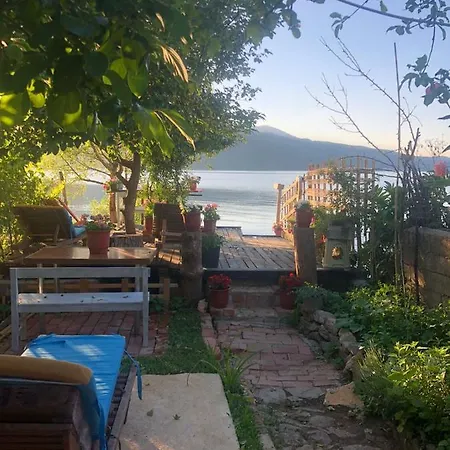 Pensionat Rosas Lini