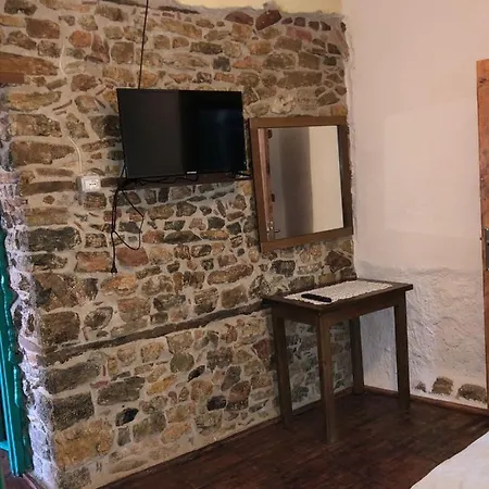 Rosas Guest house Lin