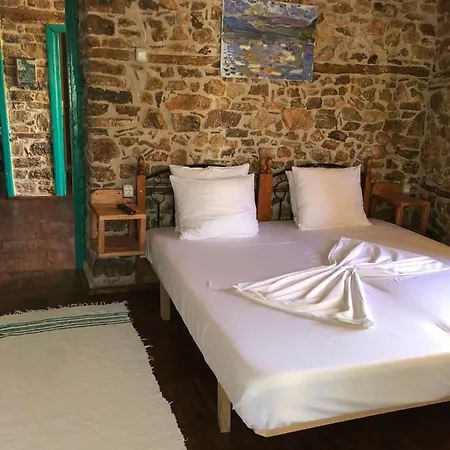 Rosas Guest house *