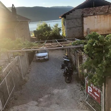 Rosas Guest house